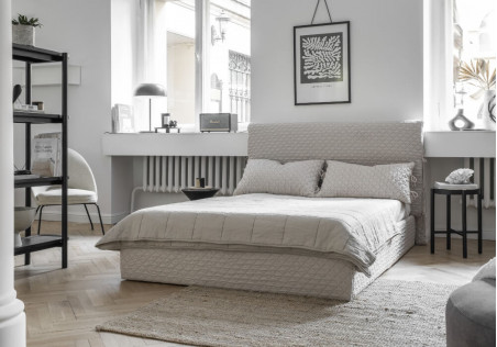 Sleepy Luna Bed with...